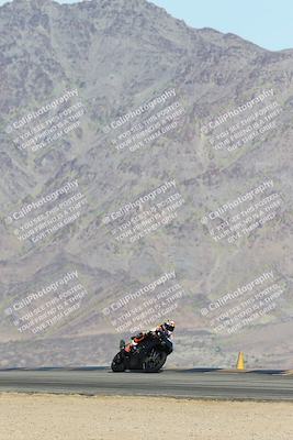 media/Nov-16-2025-Race Pace (Sun) [[8c5fa54630]]/Non Verified Riders (1st 20 Minutes)/2-Turn 10 (1010am)/